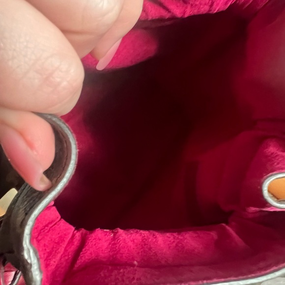 Louis Vuitton Noe Monogram Cosmetic Pouch - Picture 6 of 7